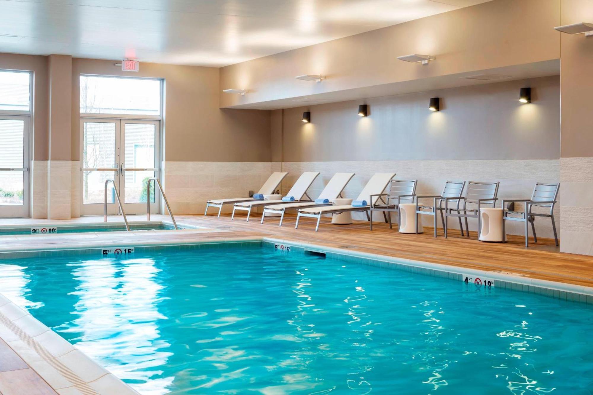 Residence Inn By Marriott Boston Burlington Exterior photo